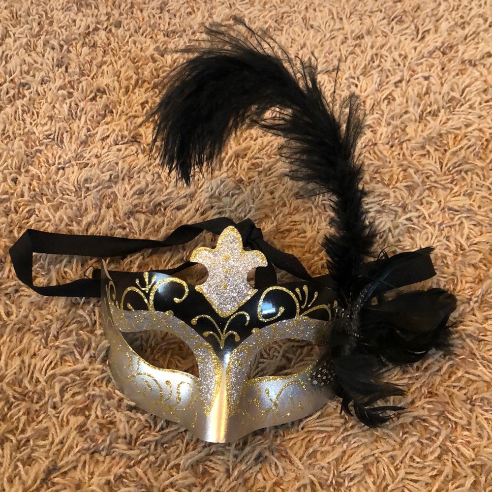 Mardi Gras Mask